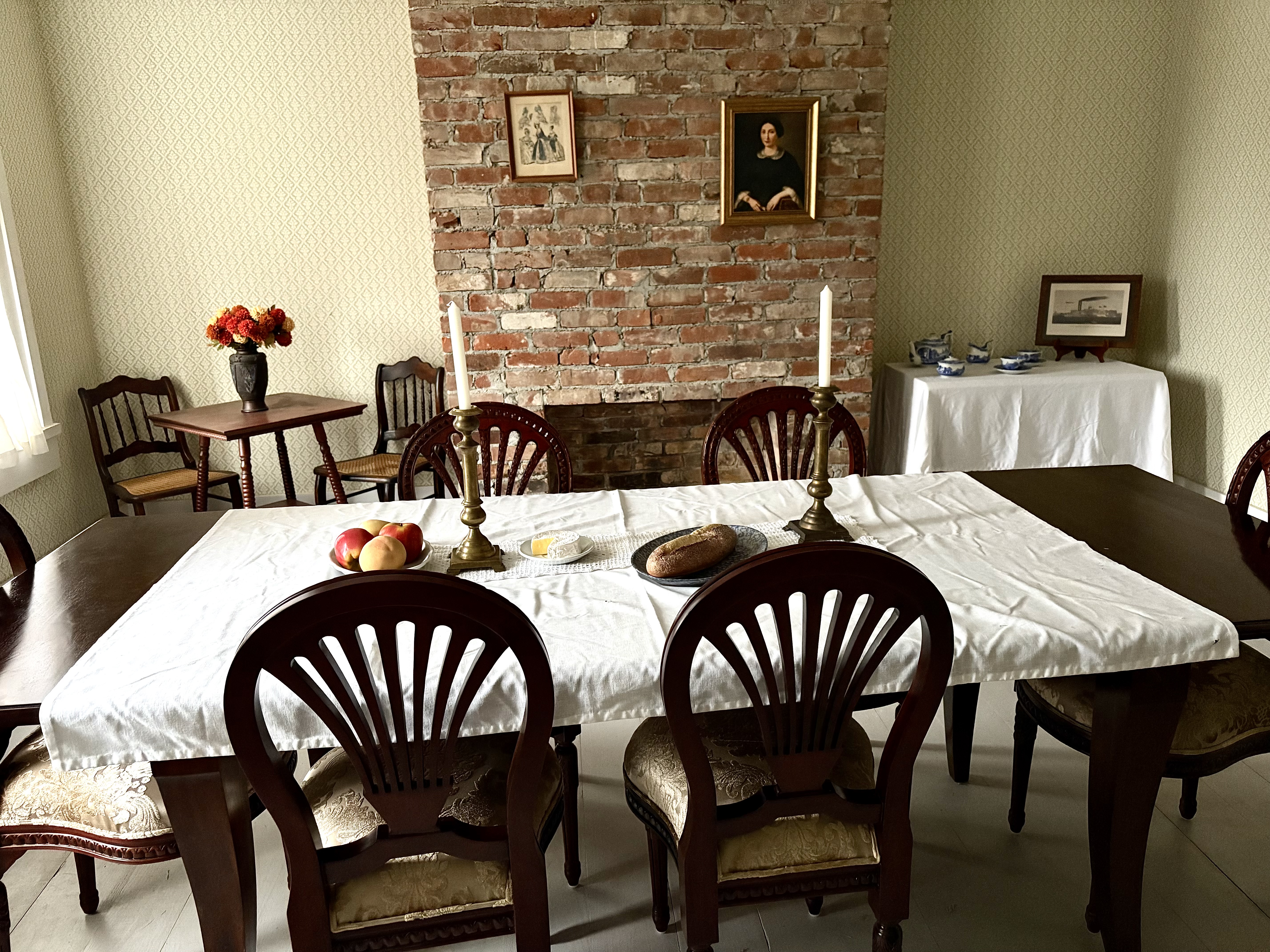 MT- Webb House Dining Room 2.jpg